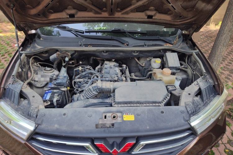Used Wuling Hongguang 2019 1.5L S Standard Version China VI LAR Engine Bay