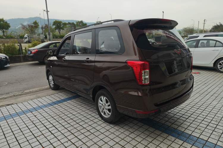 Used Wuling Hongguang 2019 1.5L S Comfort Edition China VI LAR Exterior 5