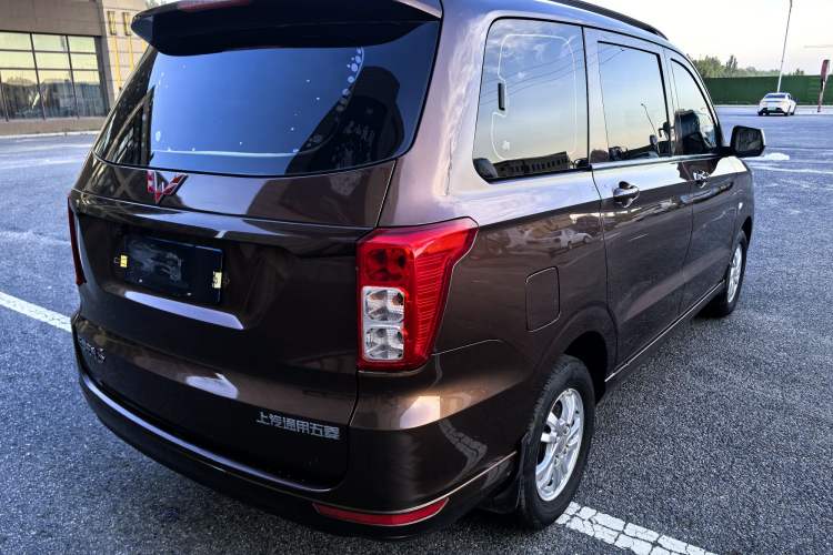 Used Wuling Hongguang 2019 1.5L S Standard Version China VI LAR Exterior 5