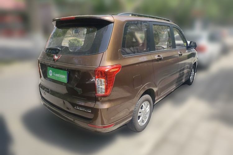 Used Wuling Hongguang 2019 1.5L S Comfort Edition China VI LAR Exterior 5