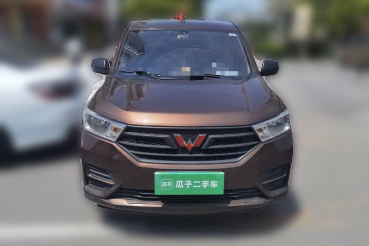 Used Wuling Hongguang 2019 1.5L S Basic Version China VI Standard LAR Front