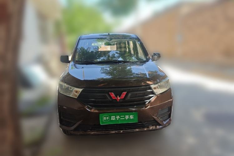 Used Wuling Hongguang 2019 1.5L S Basic Version China VI Standard LAR Front