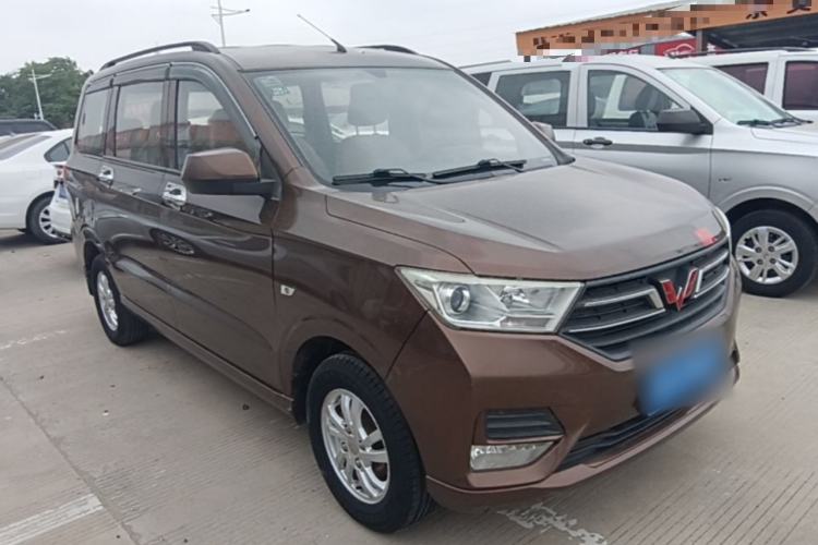 Used Wuling Hongguang 2019 1.5L S Standard Version China VI LAR Front Right 45 Deg