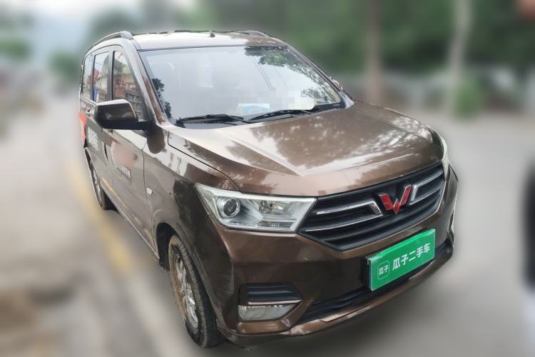 Used Wuling Hongguang 2019 1.5L S Comfort Edition China VI LAR Front Right 45 Deg
