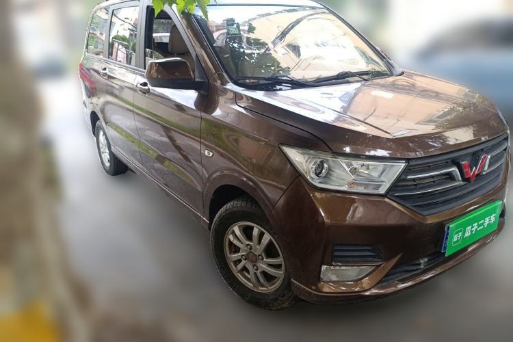 Used Wuling Hongguang 2019 1.5L S Comfort Edition China VI LAR Front Right 45 Deg
