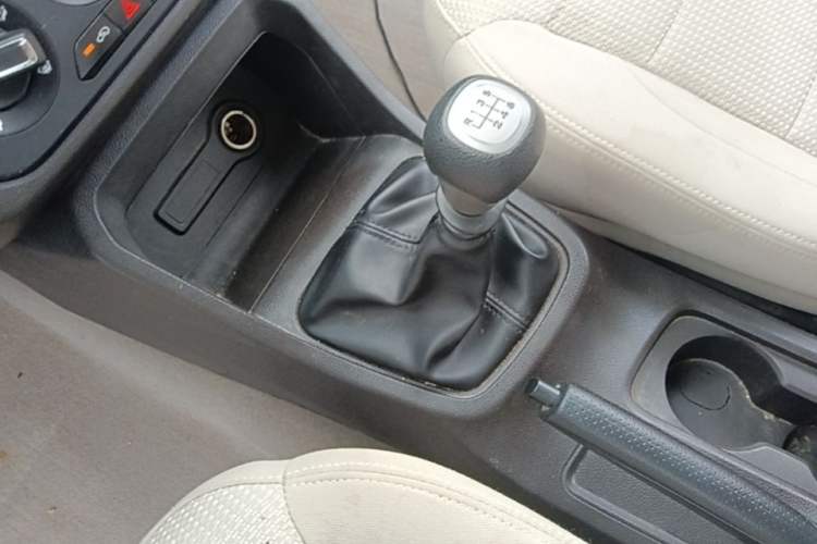 Used Wuling Hongguang 2019 1.5L S Standard Version China VI LAR Gear Lever
