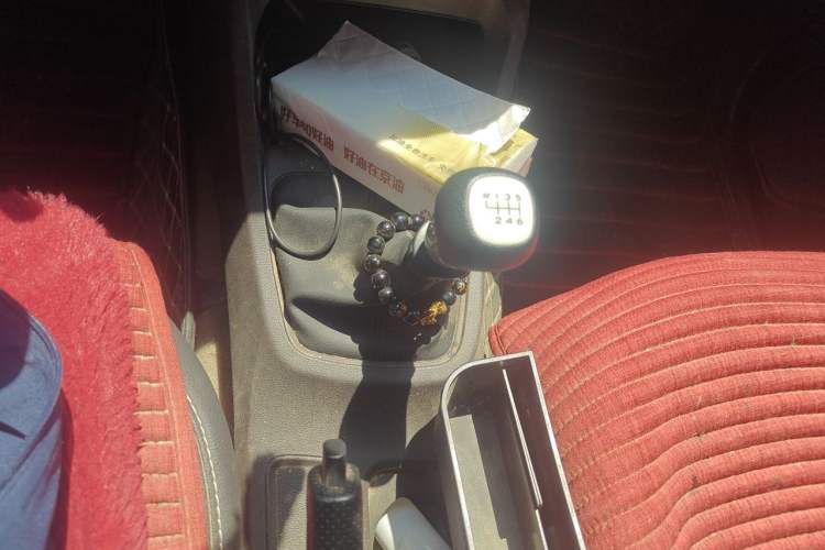 Used Wuling Hongguang 2019 1.5L S Standard Version China VI LAR Gear Lever