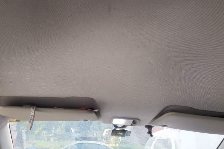 Used Wuling Hongguang 2019 1.5L S Basic Version China VI Standard LAR Headliner