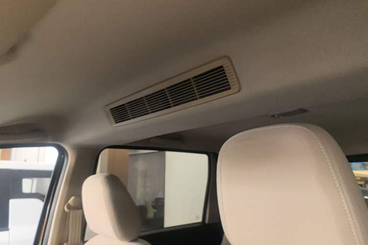 Used Wuling Hongguang 2019 1.5L S Standard Version China VI LAR Headliner