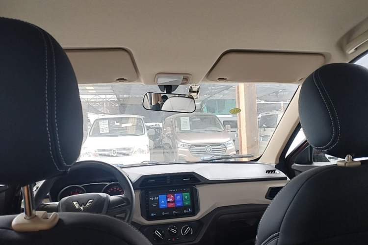 Used Wuling Hongguang 2019 1.5L S Standard Version China VI LAR Headliner