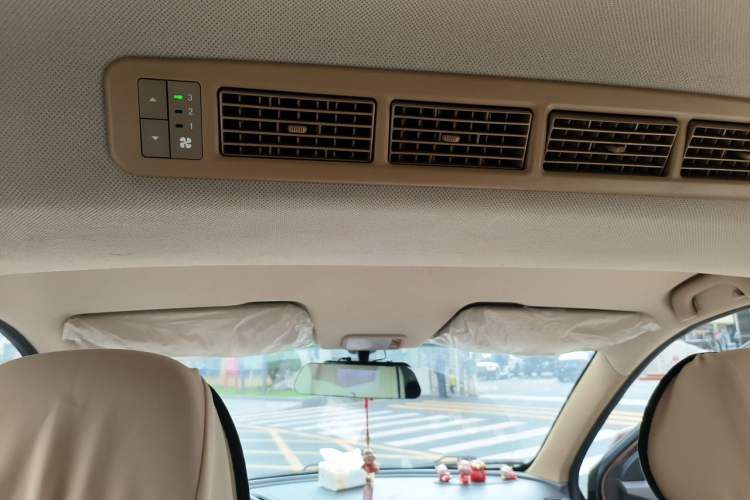 Used Wuling Hongguang 2019 1.5L S Comfort Edition China VI LAR Headliner