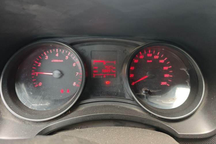 Used Wuling Hongguang 2019 1.5L S Basic Version China VI Standard LAR Instrument Cluster
