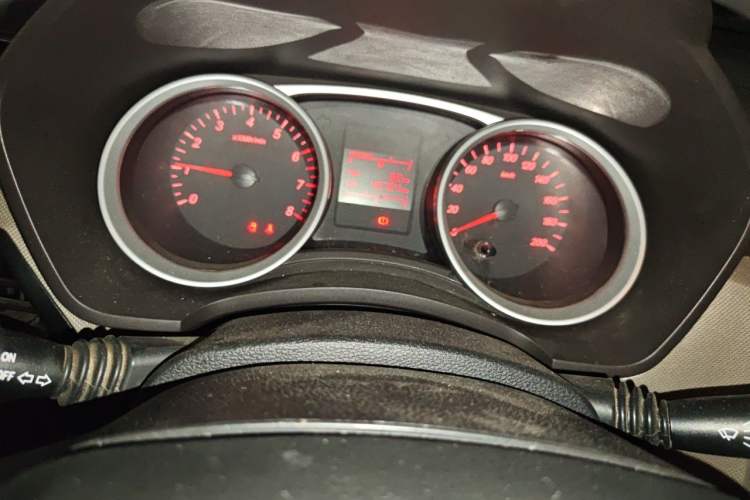 Used Wuling Hongguang 2019 1.5L S Standard Version China VI LAR Instrument Cluster