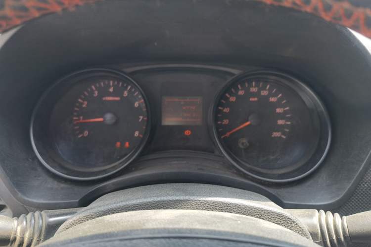 Used Wuling Hongguang 2019 1.5L S Basic Version China VI Standard LAR Instrument Cluster