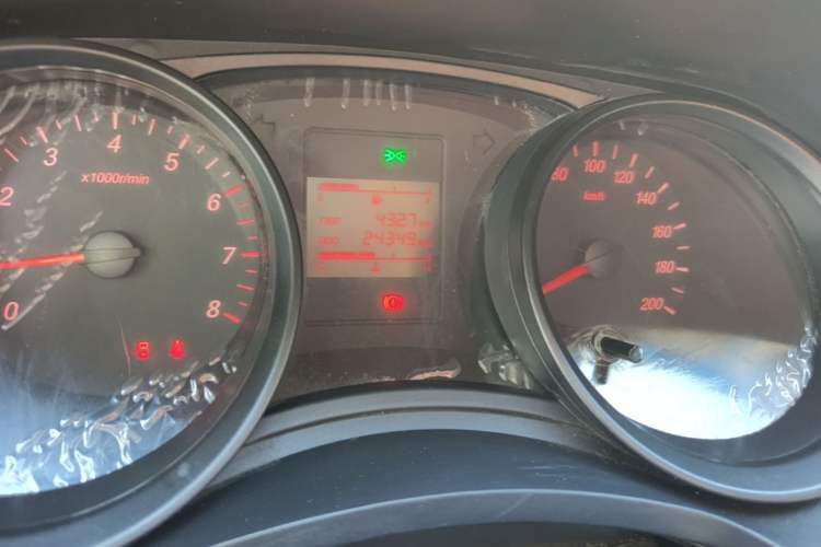 Used Wuling Hongguang 2019 1.5L S Basic Version China VI Standard LAR Instrument Cluster