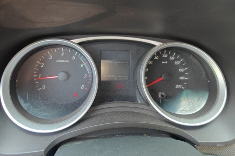 Used Wuling Hongguang 2019 1.5L S Comfort Edition China VI LAR Instrument Cluster