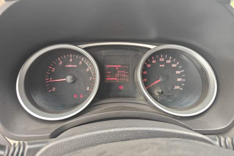 Used Wuling Hongguang 2019 1.5L S Standard Version China VI LAR Instrument Cluster