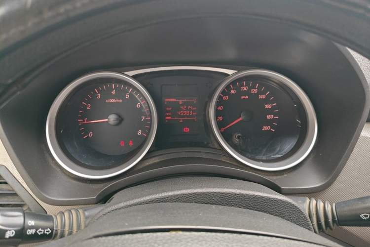 Used Wuling Hongguang 2019 1.5L S Standard Version China VI LAR Instrument Cluster