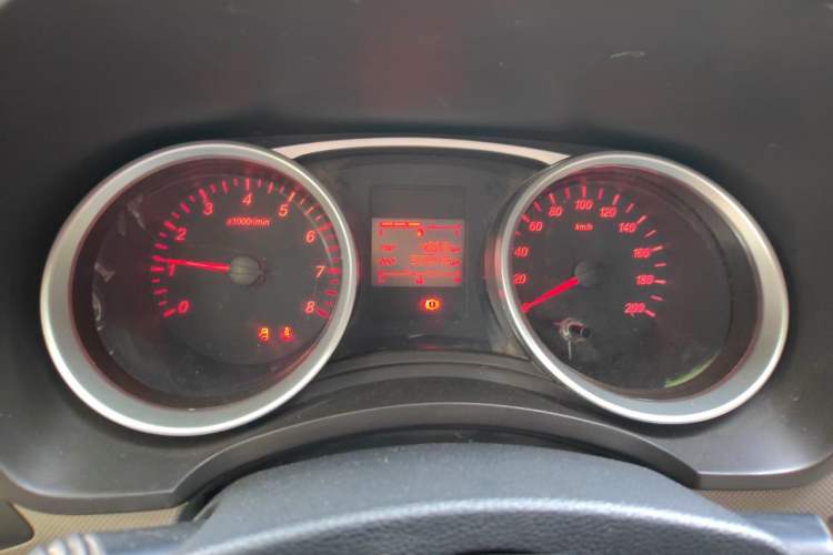 Used Wuling Hongguang 2019 1.5L S Standard Version China VI LAR Instrument Cluster