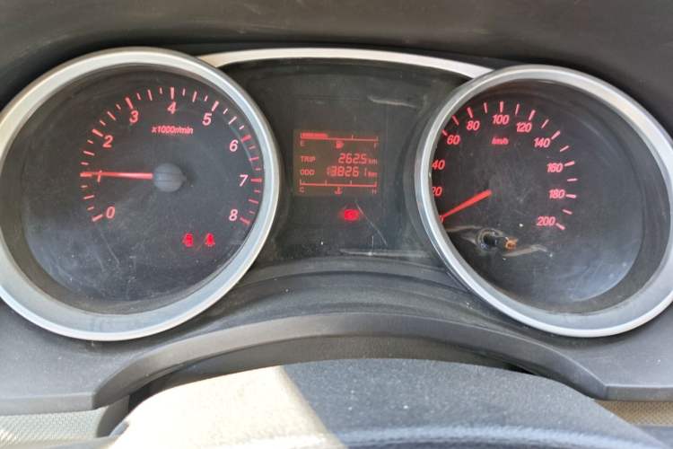 Used Wuling Hongguang 2019 1.5L S Standard Version China VI LAR Instrument Cluster