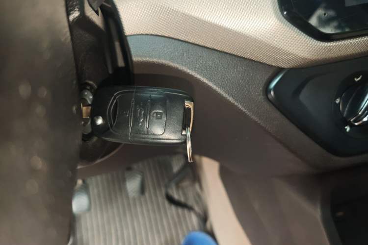 Used Wuling Hongguang 2019 1.5L S Comfort Edition China VI LAR Interior 1