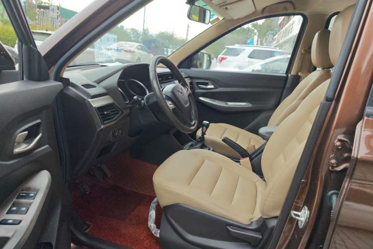 Used Wuling Hongguang 2019 1.5L S Comfort Edition China VI LAR Interior 1