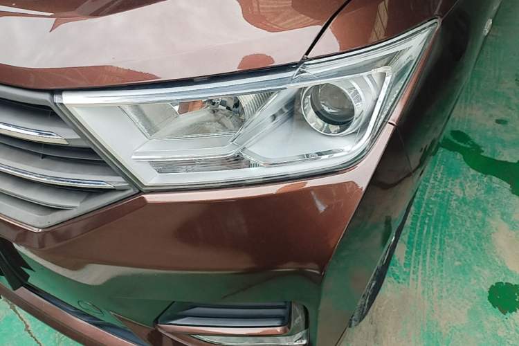 Used Wuling Hongguang 2019 1.5L S Standard Version China VI LAR Left Front Headlight