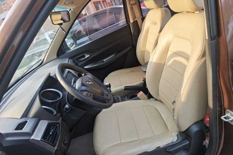 Used Wuling Hongguang 2019 1.5L S Base Version L2B Left Front Seat