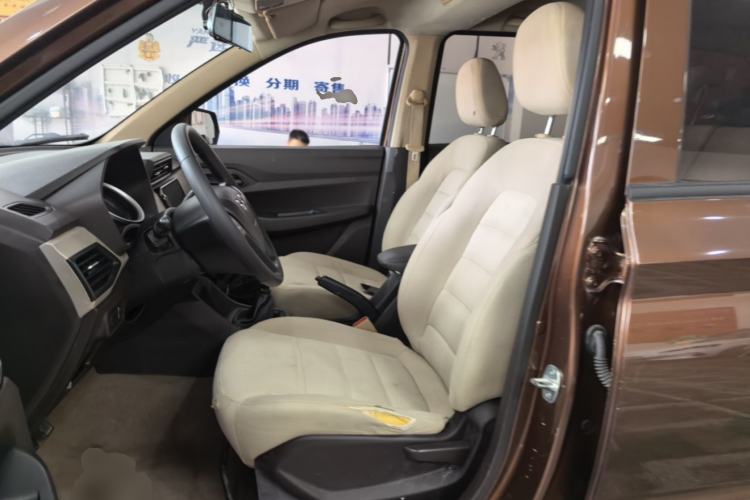 Used Wuling Hongguang 2019 1.5L S Standard Version China VI LAR Left Front Seat
