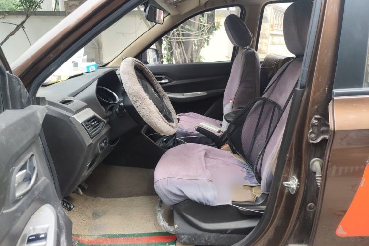 Used Wuling Hongguang 2019 1.5L S Comfort Edition China VI LAR Left Front Seat