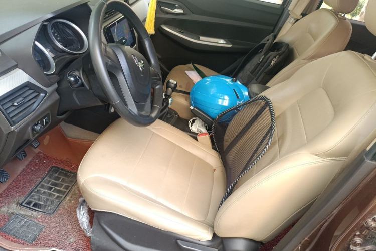 Used Wuling Hongguang 2019 1.5L S Comfort Edition China VI LAR Left Front Seat