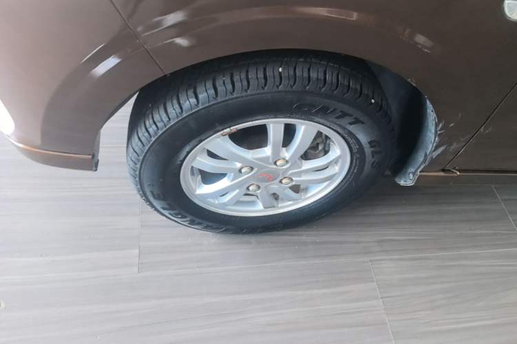 Used Wuling Hongguang 2019 1.5L S Standard Version China VI LAR Left Front Wheel Hub