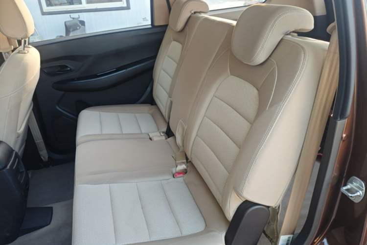 Used Wuling Hongguang 2019 1.5L S Standard Version China VI LAR Left Rear Seat