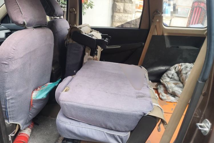 Used Wuling Hongguang 2019 1.5L S Comfort Edition China VI LAR Left Rear Seat