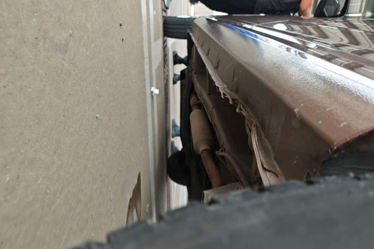 Used Wuling Hongguang 2019 1.5L S Basic Version China VI Standard LAR Left Side Sill
