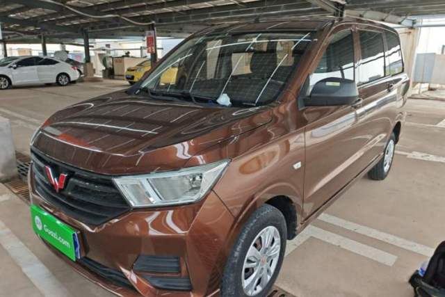 Used Wuling Hongguang 2019 1.5L S Basic Version China VI Standard LAR