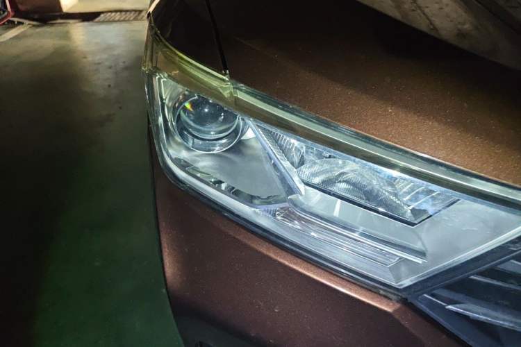 Used Wuling Hongguang 2019 1.5L S Standard Version China VI LAR Right Front Headlight