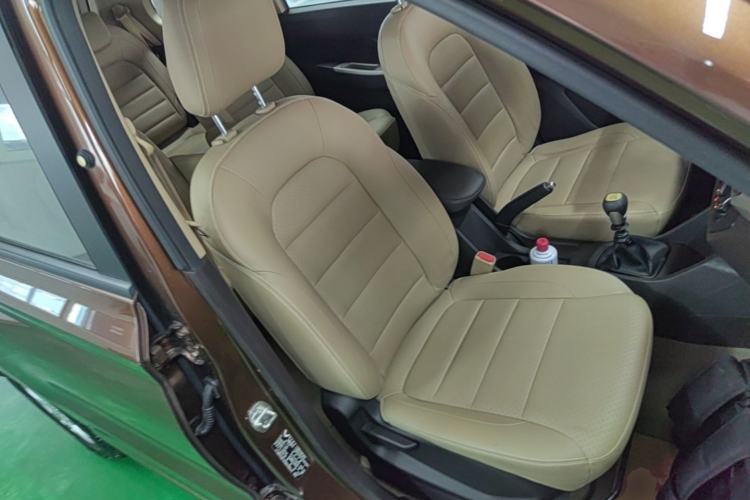 Used Wuling Hongguang 2019 1.5L S Comfort Edition China VI LAR Right Front Seat