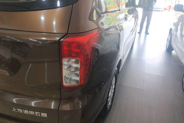 Used Wuling Hongguang 2019 1.5L S Standard Version China VI LAR Right Rear Taillight