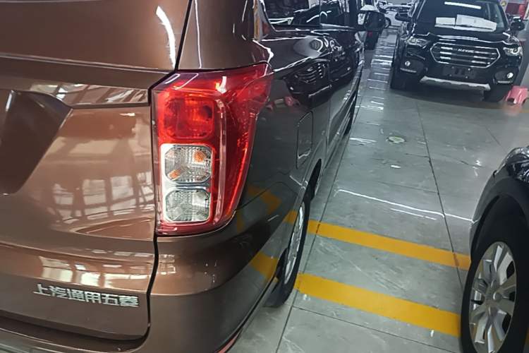 Used Wuling Hongguang 2019 1.5L S Standard Version China VI LAR Right Rear Taillight