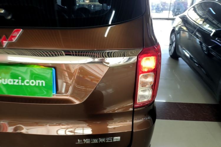 Used Wuling Hongguang 2019 1.5L S Comfort Edition China VI LAR Right Rear Taillight
