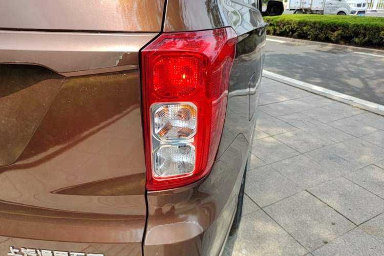 Used Wuling Hongguang 2019 1.5L S Comfort Edition China VI LAR Right Rear Taillight