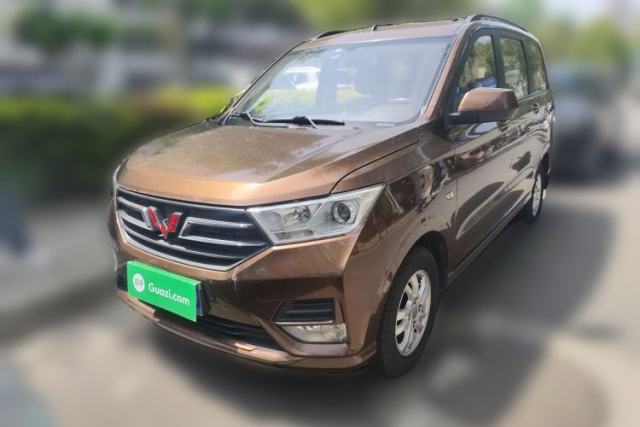 Used Wuling Hongguang 2019 1.5L S Comfort Edition China VI LAR