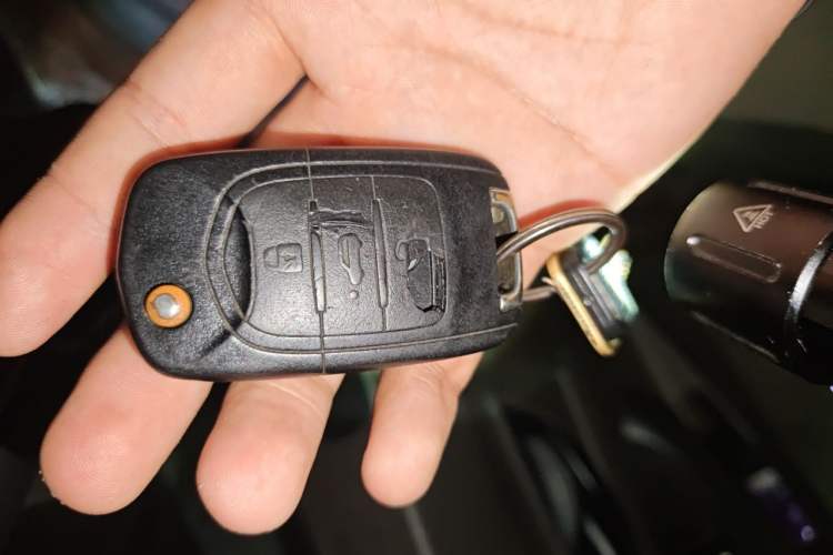 Used Wuling Hongguang 2019 1.5L S Standard Version China VI LAR Vehicle Key