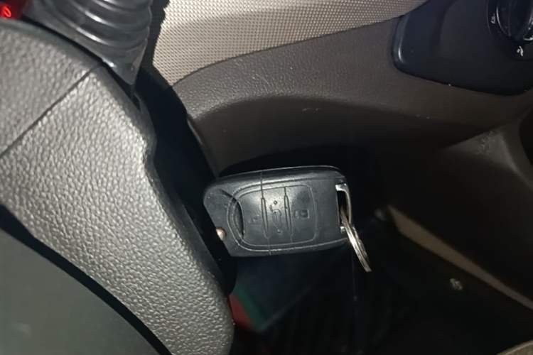 Used Wuling Hongguang 2019 1.5L S Standard Version China VI LAR Vehicle Key