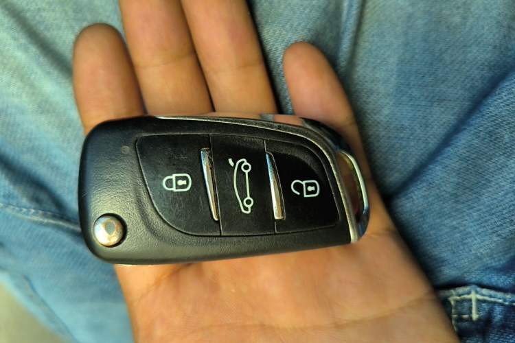 Used Wuling Hongguang 2019 1.5L S Comfort Edition China VI LAR Vehicle Key