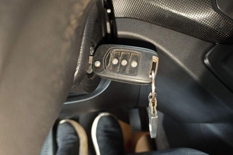 Used Wuling Hongguang 2019 1.5L S Basic Version China VI Standard LAR Vehicle Key