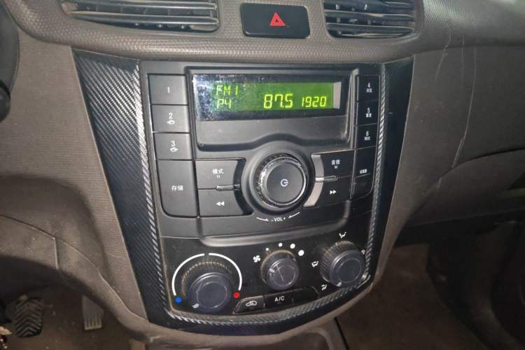 Used Wuling Hongguang 2019 1.5L S Base Version L2B Audio And AC Panel