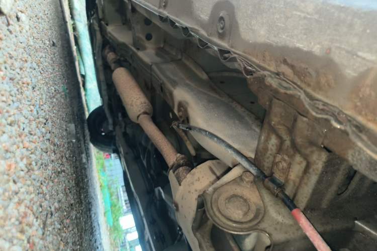 Used Wuling Hongguang 2019 1.5L S Basic Version China VI Standard LAR Chassis Rear Left