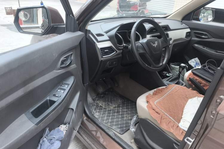 Used Wuling Hongguang 2019 1.5L S Standard Version China VI LAR Driver Seat